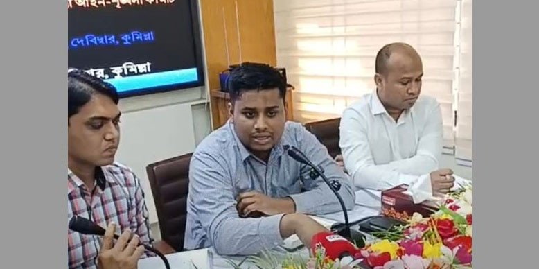 সরকারি বেতন-ভাতা নিয়েই চাকরি করতে হবে, কোনো দুর্নীতি চলবে না: হাসনাত